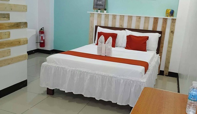 D Builders Hotel in Taguig