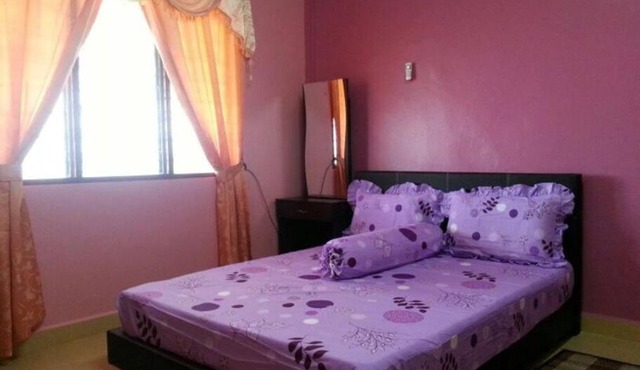 D'FIEZA HOMESTAY KEMAMAN