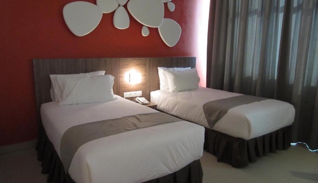 D Hotel in Bota