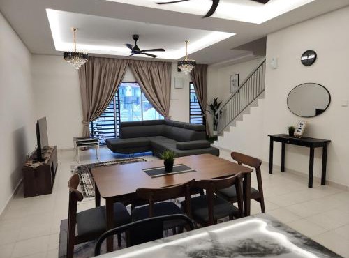 D'Serambi PD Homestay Fully Aircnd 4R5B 13 Pax