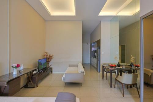 DAJ8 Dorsett Hartamas Sky Suite City View Palace