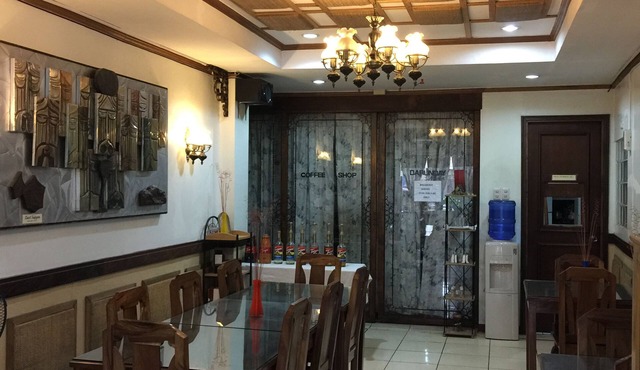 Darunday Manor