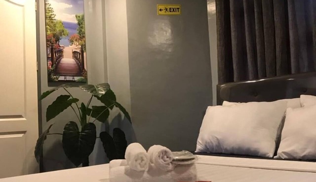 Daves Suite in Sipocot