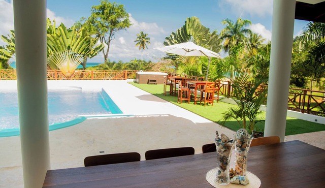 Discover the paradise - Luxury in front of the sea in Playa Colorada in Las Galeras