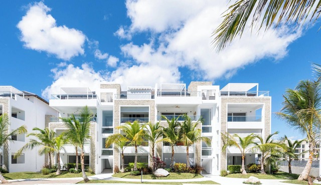 Dominica 303 Luxury 3 bed penthouse with a private jacuzzi in Aqua Esmeralda in Bayahíbe