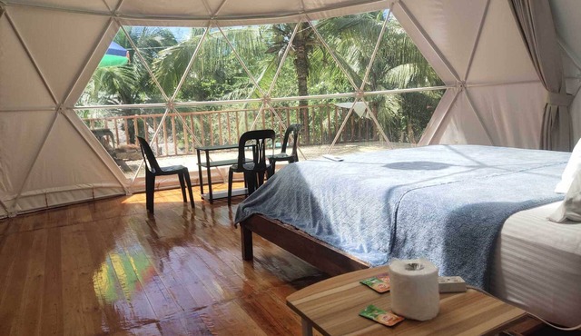 ECO-TREEHOUSE GLAMPING SERVICES