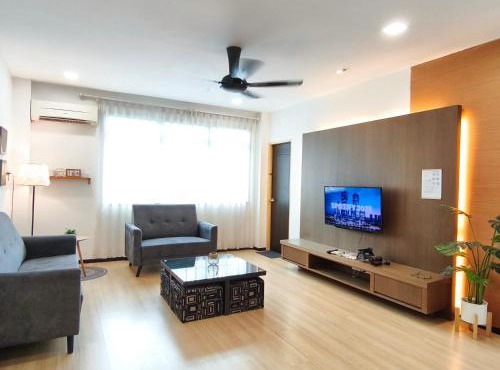 Eden 8pax 3Rooms apartment near Kuching Airport