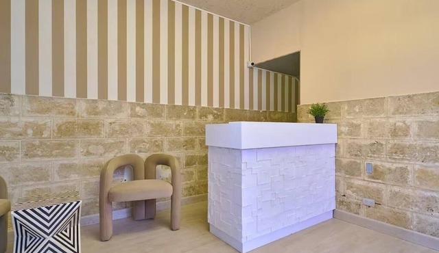 Elegant Studio Suite w/Private Balcony in Santo Domingo