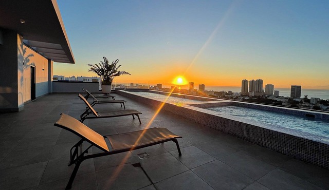 Elegant with balcony, rooftop & gym · Esperilla in Santo Domingo