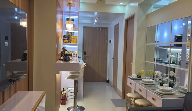 Ella’s Haven @ Shore 3 Residences 2BR Walk to MOA Minutes from NAIA
