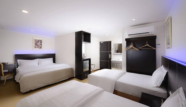 Ernes Hotel Bayu Mutiara