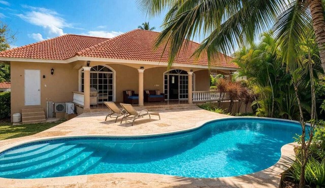 Fabulous family-friendly 5-bedroom villa with AC in vibrant Sosúa. in Sosúa