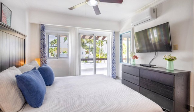 Feel the ocean breeze. Oceanview. STM D302 in BAVARO