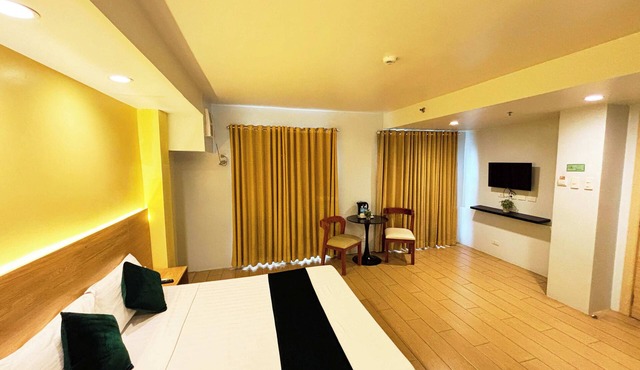 Foura Suites Makati in Makati