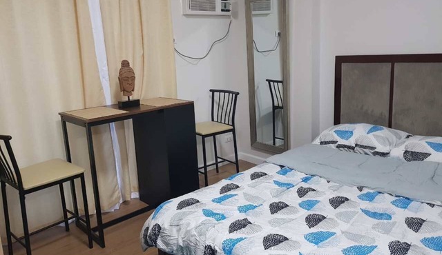 Fully Furnished Studio Condominium Solinea 1 inside Ayala Cebu