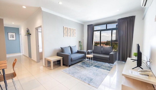 Golden View Serviced Apartments
