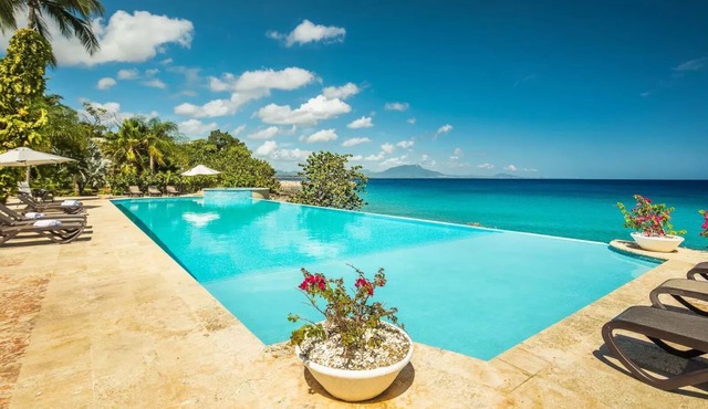 Gorgeous PENTHOUSE 3 Bedroom/3.5 Bath Condo, Beachview in Sosúa