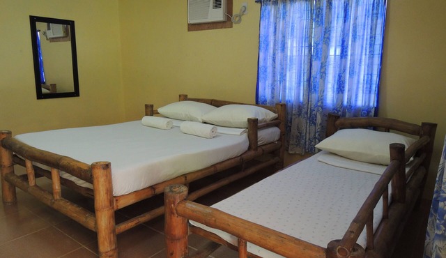 Gorion Beach Resort in Samboan