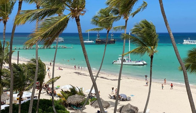 GRAND CARIBE BEACH CLUB and SPA - PLAYA LOS CORALES in Punta Cana