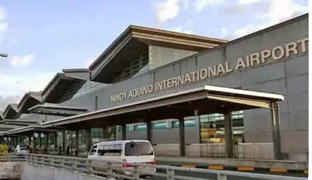 Grand Staycation Near NAIA 3 Smart TV, Hot Shower & Pool in Pasay City