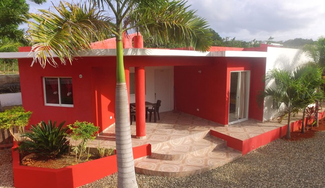 Guest-friendly Budget villa, Internet, Pool, A/C, Walking Distance To Everything in Sosua
