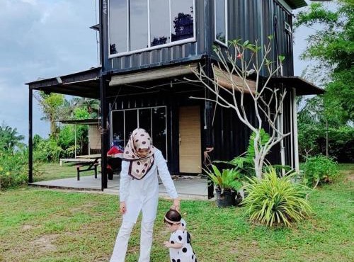 Hasina Resort @Sedili