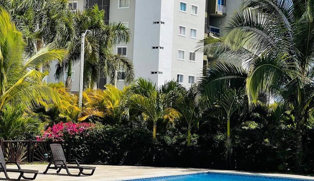 Hermoso Apartmento con Piscina y Cerca del Aeropuerto Internacional de Santiago in Santiago de los Caballeros