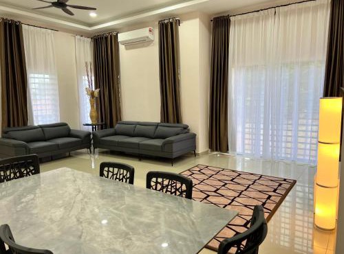 Heza Twin 1&2 - Karaoke, Pool & BBQ