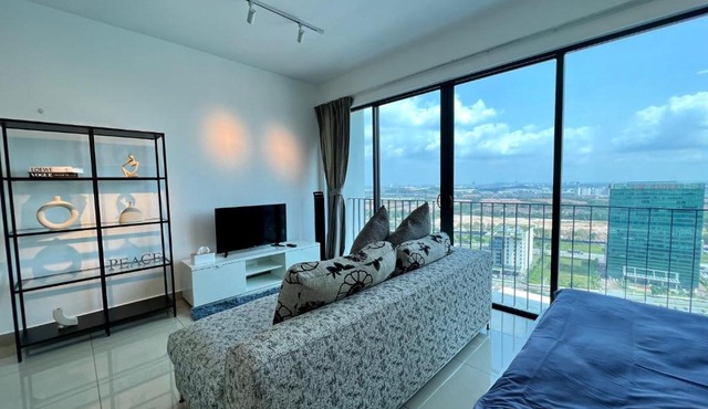 High Floor Suite at Trefoil Setia Alam