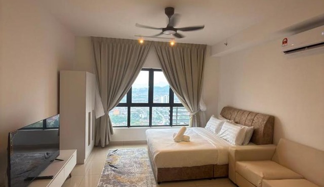 Hills View Comfy Studio 5 Min to LRT - Astrum in Ampang
