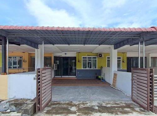 Homestay nakhoda Sitiawan in Lumut