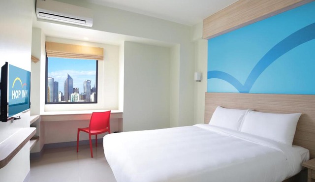 Hop Inn Hotel Tomas Morato Quezon City in Manila