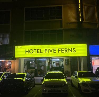Hotel Five Ferns Bangi