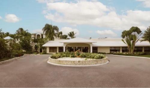 Hotel Maxima in Azua