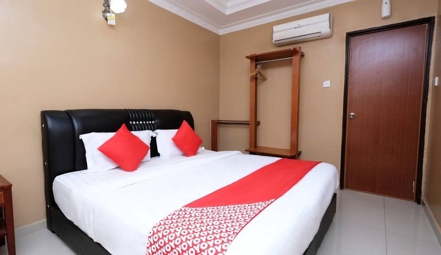 Hotel O Ayuni Hotel