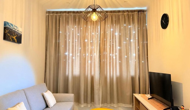 Iconic Regency Service Residences - Bee's Home in Bayan Lepas
