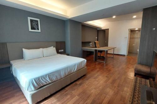 IHomes33 Nexus Suites Shah Alam Balcony, 2 Pax