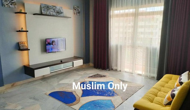 imanAdam Laguna Apartment