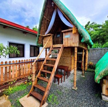 Itawis Resort - Dream Chalet in Silang