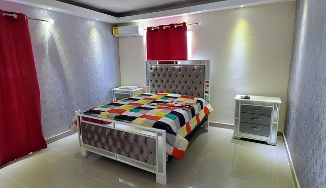 J2c New exclusive area 10 minutes from the airport. in Santo Domingo este