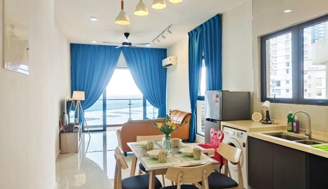 Johor Bharu - Beachside 6-13pax Danga Bay @ KSL