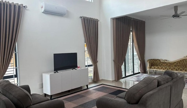 Julia Inn - Bungalow in Kampong Alor