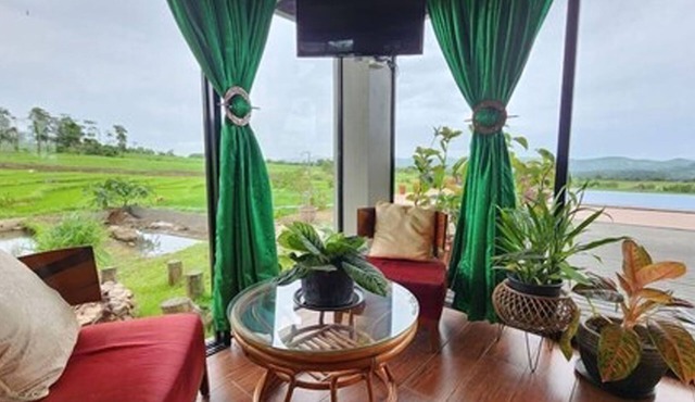 Kalaparan Farm House by Hiverooms