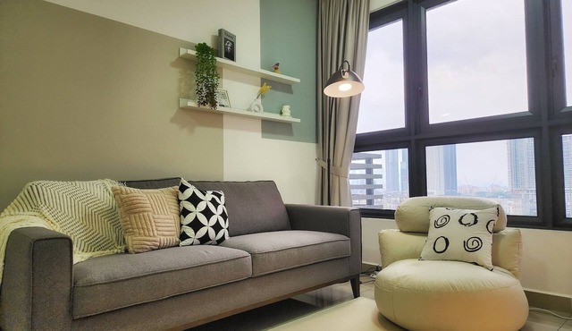 KL City 3-bedroom apartment 7Pax with Kids room and playground near MRT in Kuala Lumpur