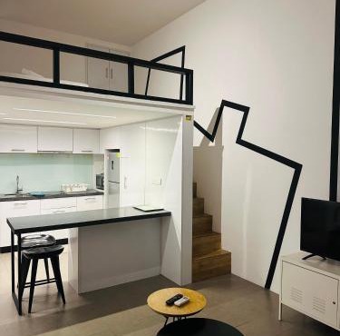 KL Sentral Bangsar Suites EST by Mirza Signature Suites
