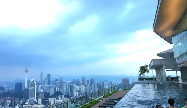 KL Sentral Rooftop Infinity Pool (C) in Kuala Lumpur