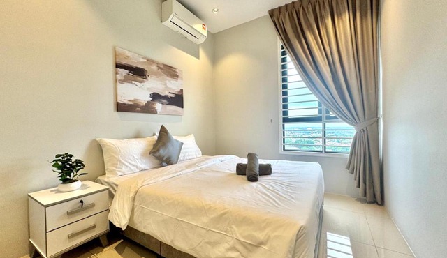 KLIA Residensi With Netflix