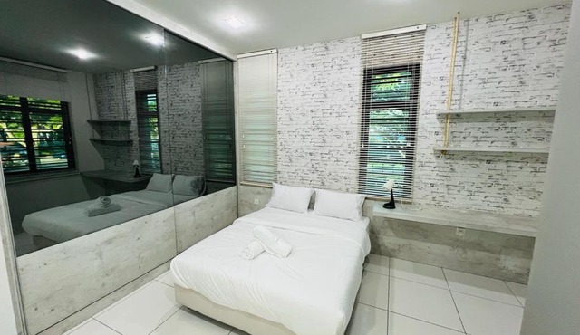 Kulai Lagenda Putra Corner House 古来公主城民宿 near JPO in Kulai