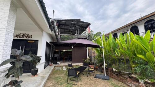 LAMAN PUTIH FRIM Malay