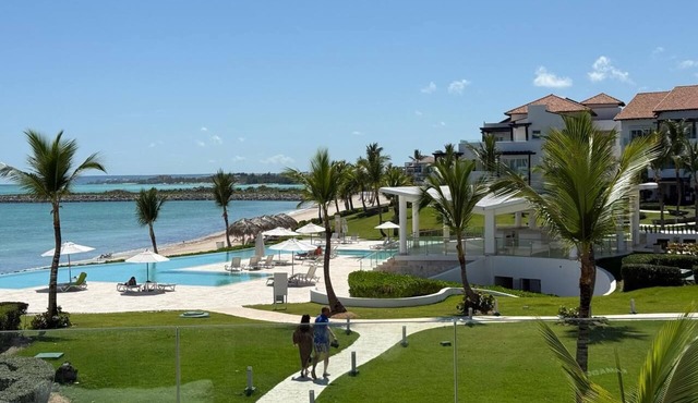 Large and spacious 1-bedroom beachfront apartment in enchanting Cap Cana in Cap Cana